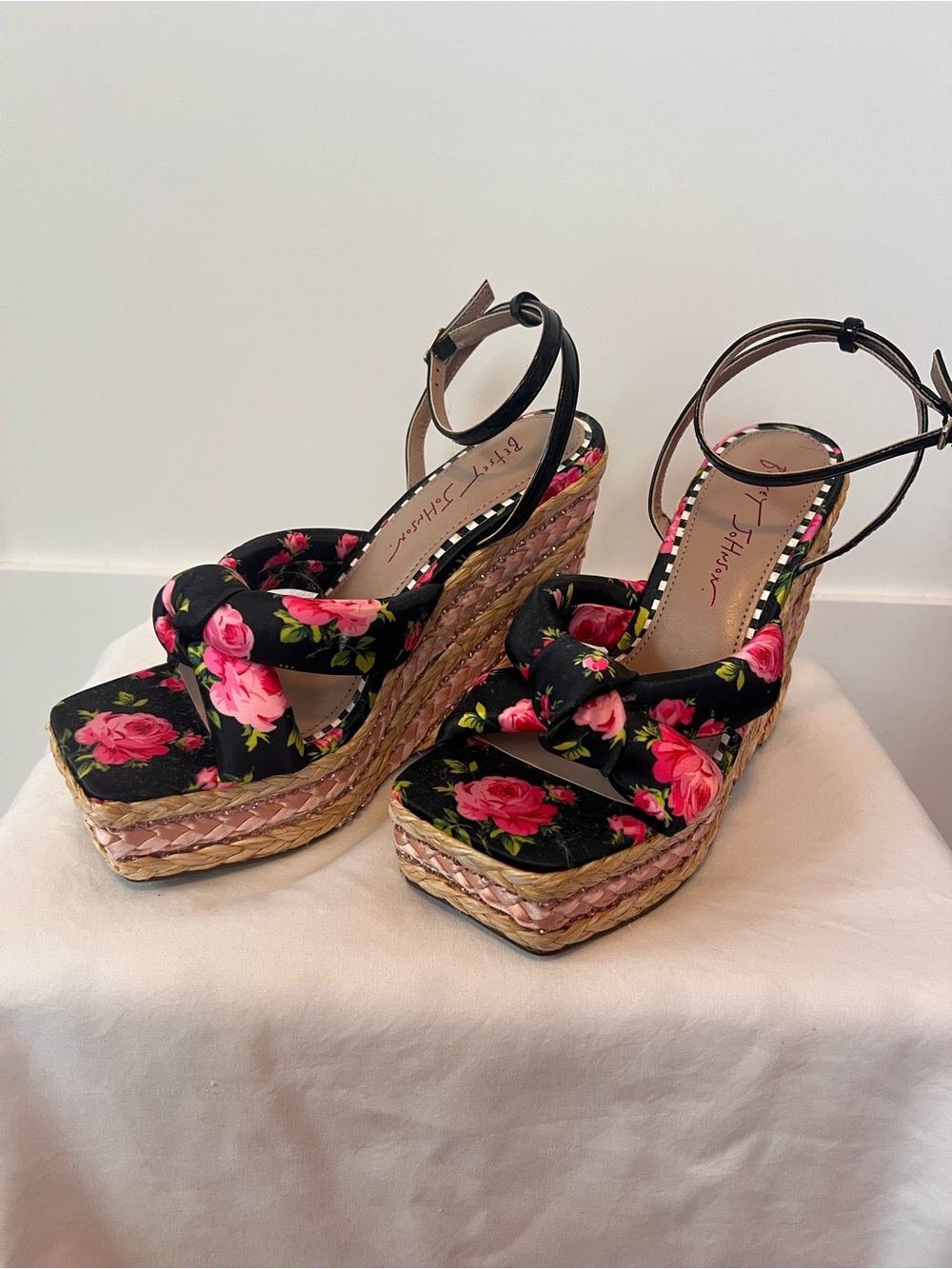 Betsey Johnson Floral Black Wedge Sandals with Pink Rose Print